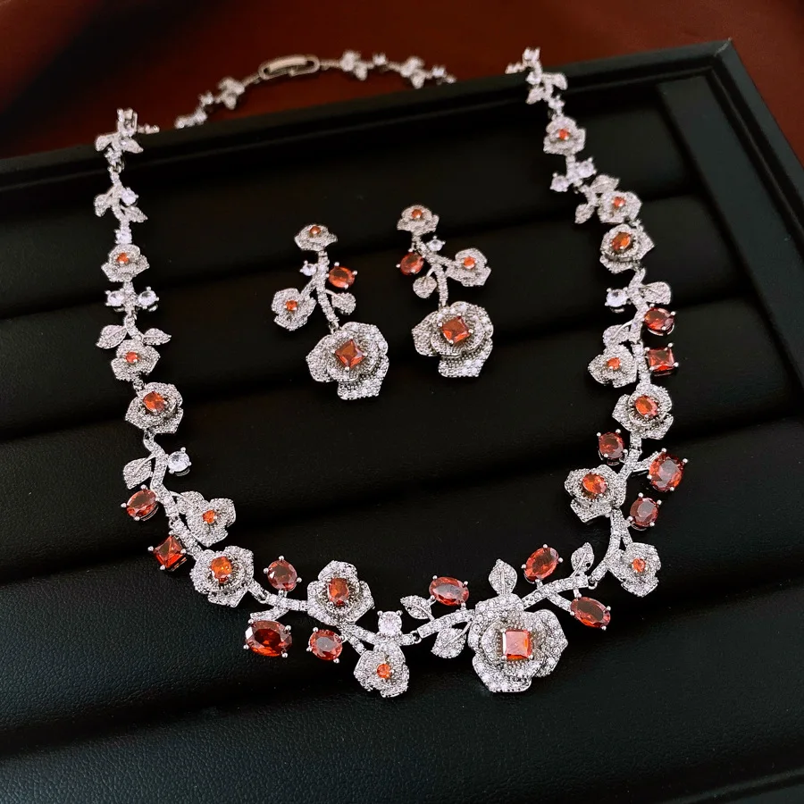 ensemble-de-boucles-d'oreilles-et-collier-en-zircon-pour-femmes-design-de-luxe-leger-elegant-goutte-d'eau-a-la-mode-et-polyvalent-design-unique-ensemble-sens