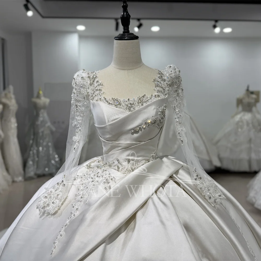 Crystal Square Collar Long Sleeve Wedding Dress Lace Up Back Customized Ball Gown For Civil Wedding