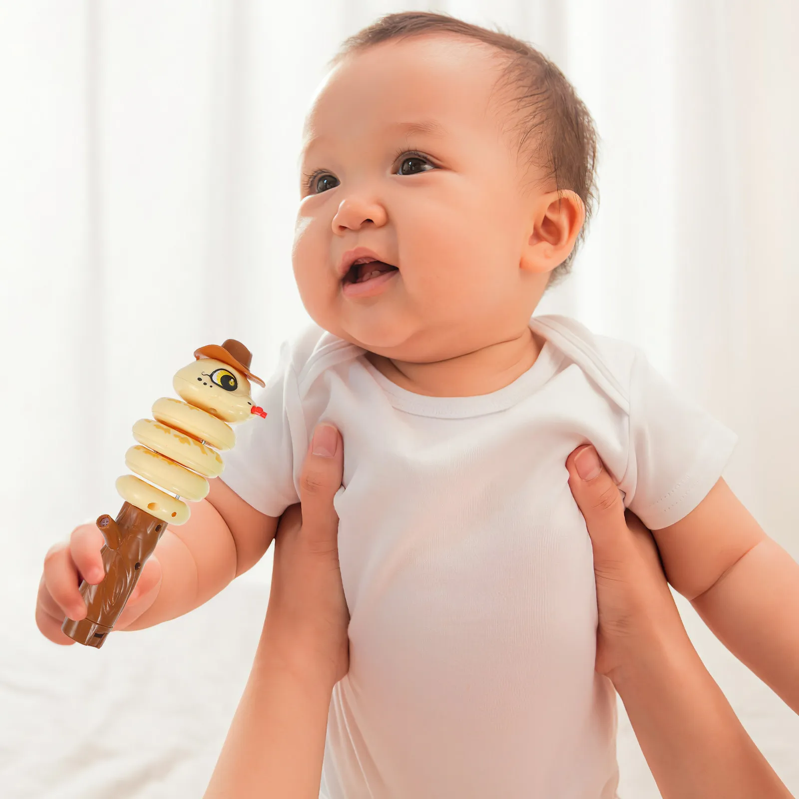 

2 шт. разноцветных пластиковых свистков-змейок, громкие, забавные, для вечеринок, наполнители для подарочных пакетов, для детей