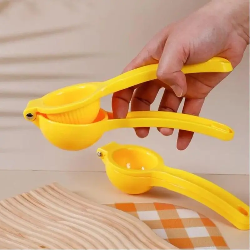 1Pcs Colorful Manual Lemon Juicer Creative Kitchen Gadgets Manual Lemon Clip Not Easy To Deform Mini Home Portable Lemon Clip
