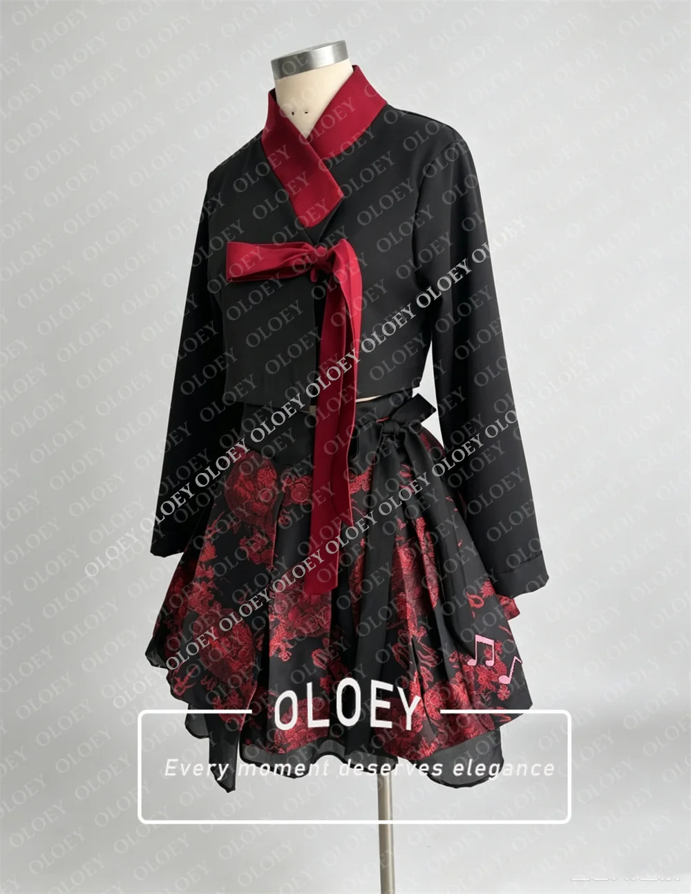 OLOEY Modern Short Hanbok Two Piece Black Red V Neck Long Sleeve Jeogori Pleated Mini Skirt Korea Photo Shoot Concert Customized