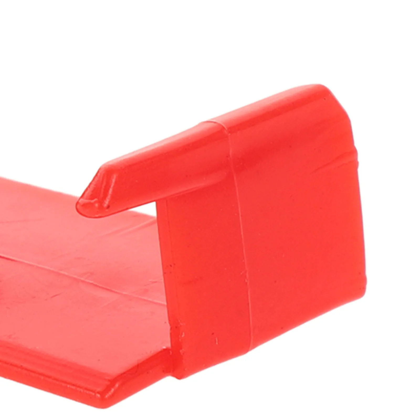 20Pcs Train Track Clips Plastic Red Railway Securing Connectors Stable Locking Fasteners for Track Expansion Train Tracks Clips