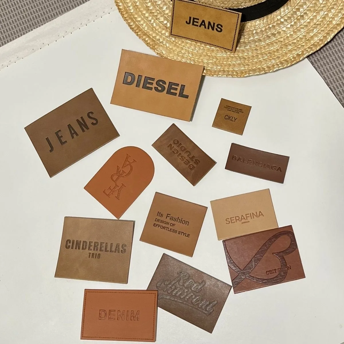 Custom PU Leather Logo Patches - Personalized PU Patches with Logo PU Leather Tags for Clothing/Backpack/Jeans