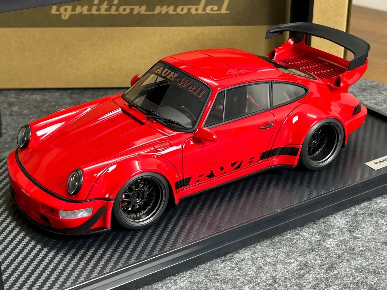 

Ignition Model 1/18 911 964 RWB Wide Body Coupe 1990 Red Resin IG2457