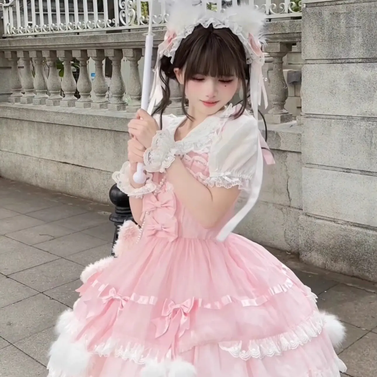 Women's Sweet Lolita Tiered Lace JSK Dress with Feather Pom-Pom Bows Cute Lolita Dress Gauze Skirt White Lolita Dress view 3