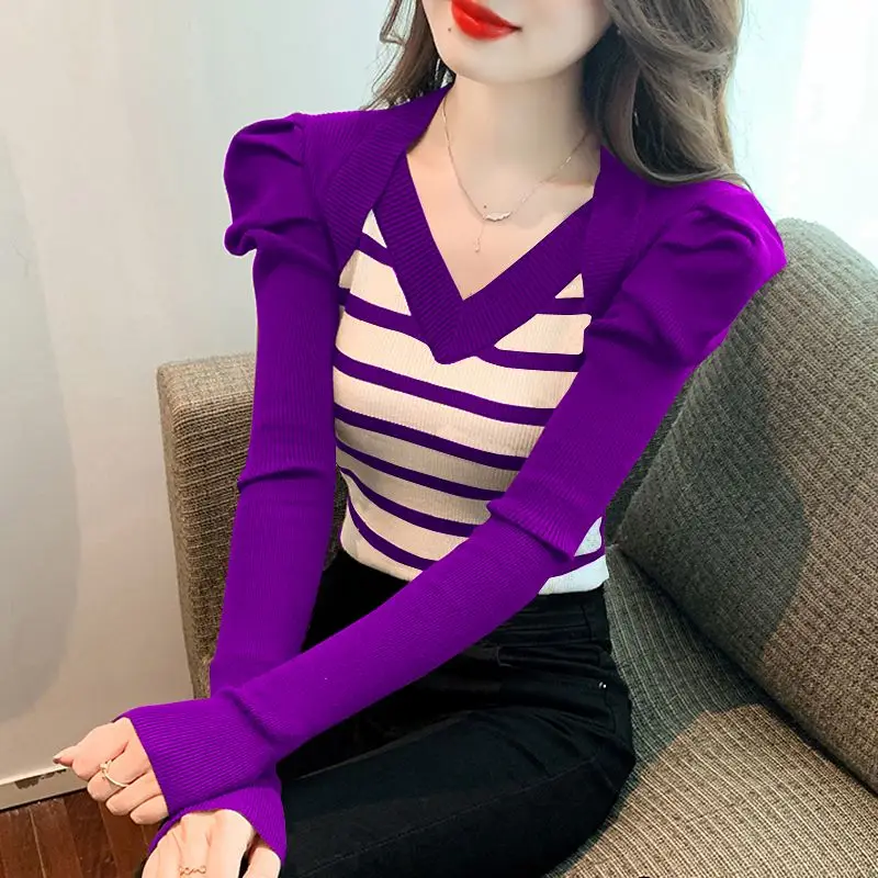 Fashion V-Neck Knitted Spliced Striped Blouses Women\'s Clothing 2023 Autumn Winter Loose All-match Tops Puff Sleeve Shirts