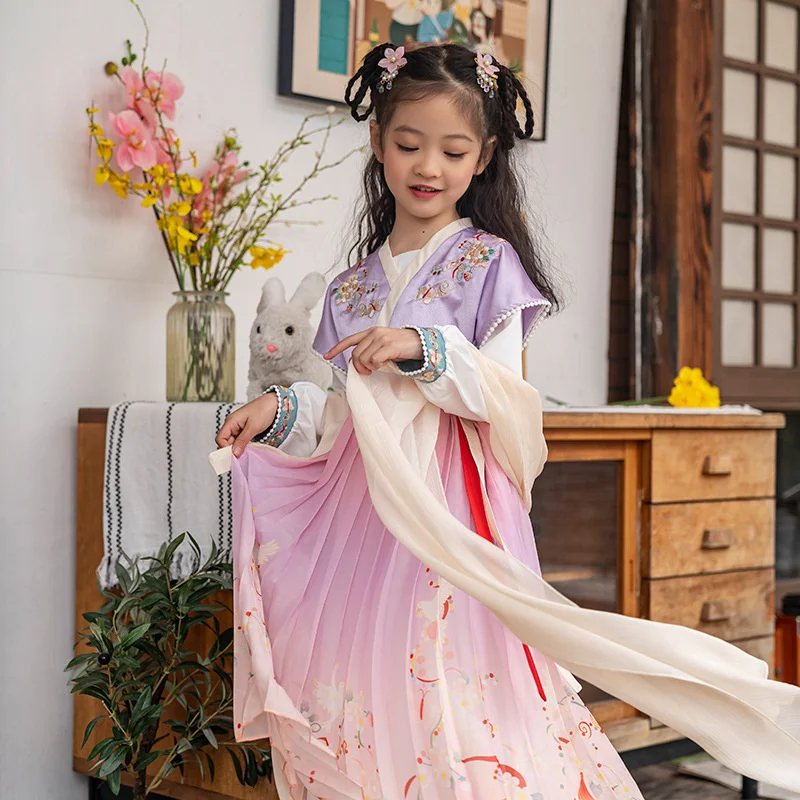 

Improved children's skirt, girls' Han clothes, national style, Tang clothes, Chinese style, children's ancient clothes, spring