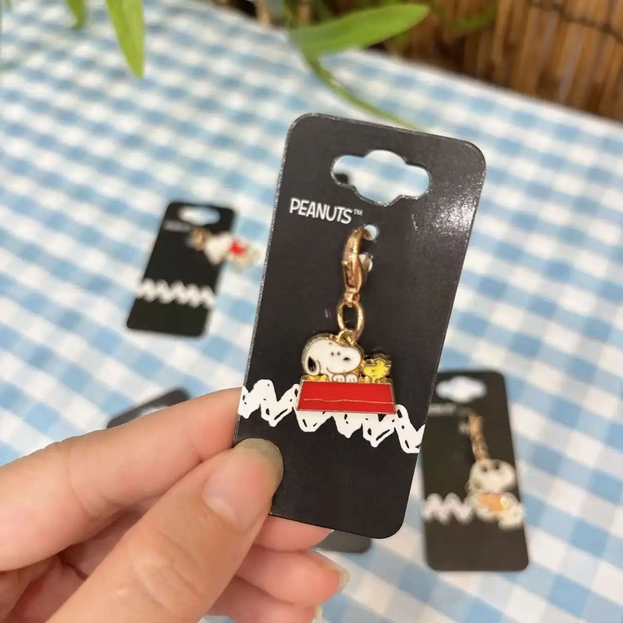 Snoopy Creative Kawaii Cartoon Metal Keychain Personality Animation Peripheral Couple Backpack Decorative Ornament