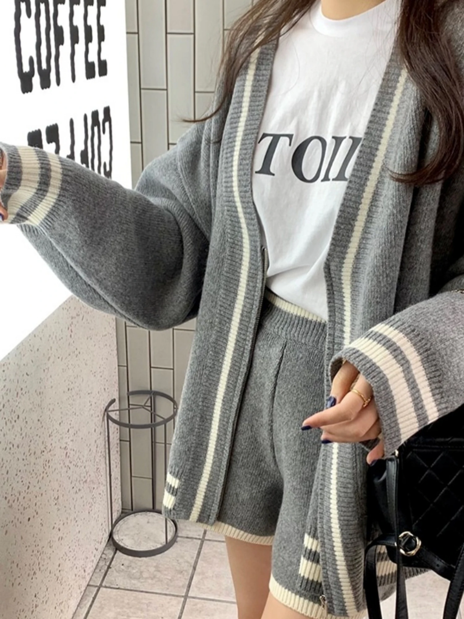 Autumn New Style Women's Knitted Set Casual Versatile Thickened Sweater Jacket And Shorts Two-Piece Suit Korean Loose Fit Style