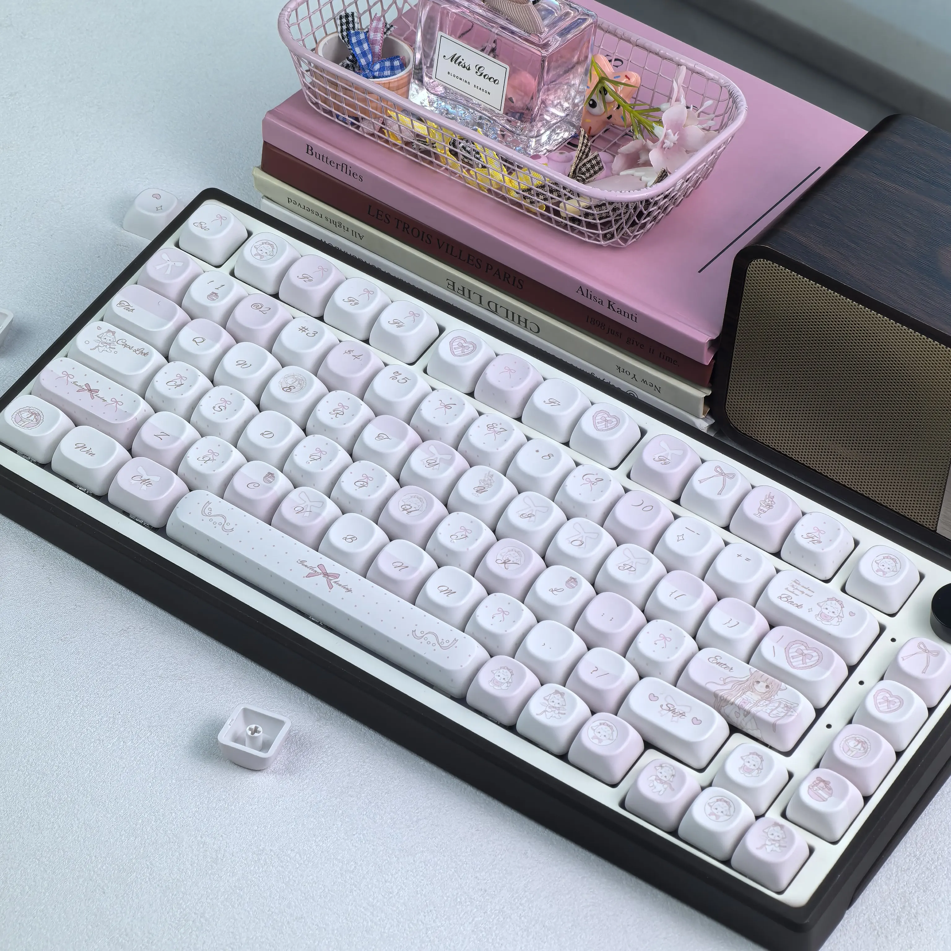 MAIMOOO Pink and White Lamb Keycaps Cute Cartoon Moa Cherry PBT Thermal Sublimation Russian and Korean Keyboard Keycaps