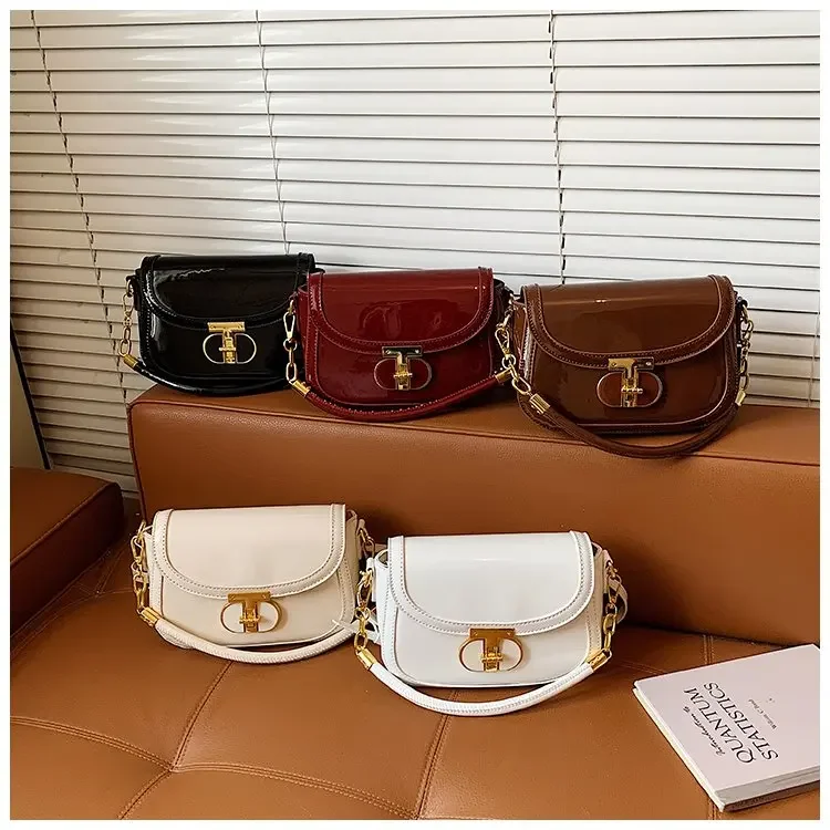 Ladies Luxury Diaper Bag Elegant Designer Leather Tote Large Capacity Fashionable Commuter Minimalist Vintage Shoulder Bag