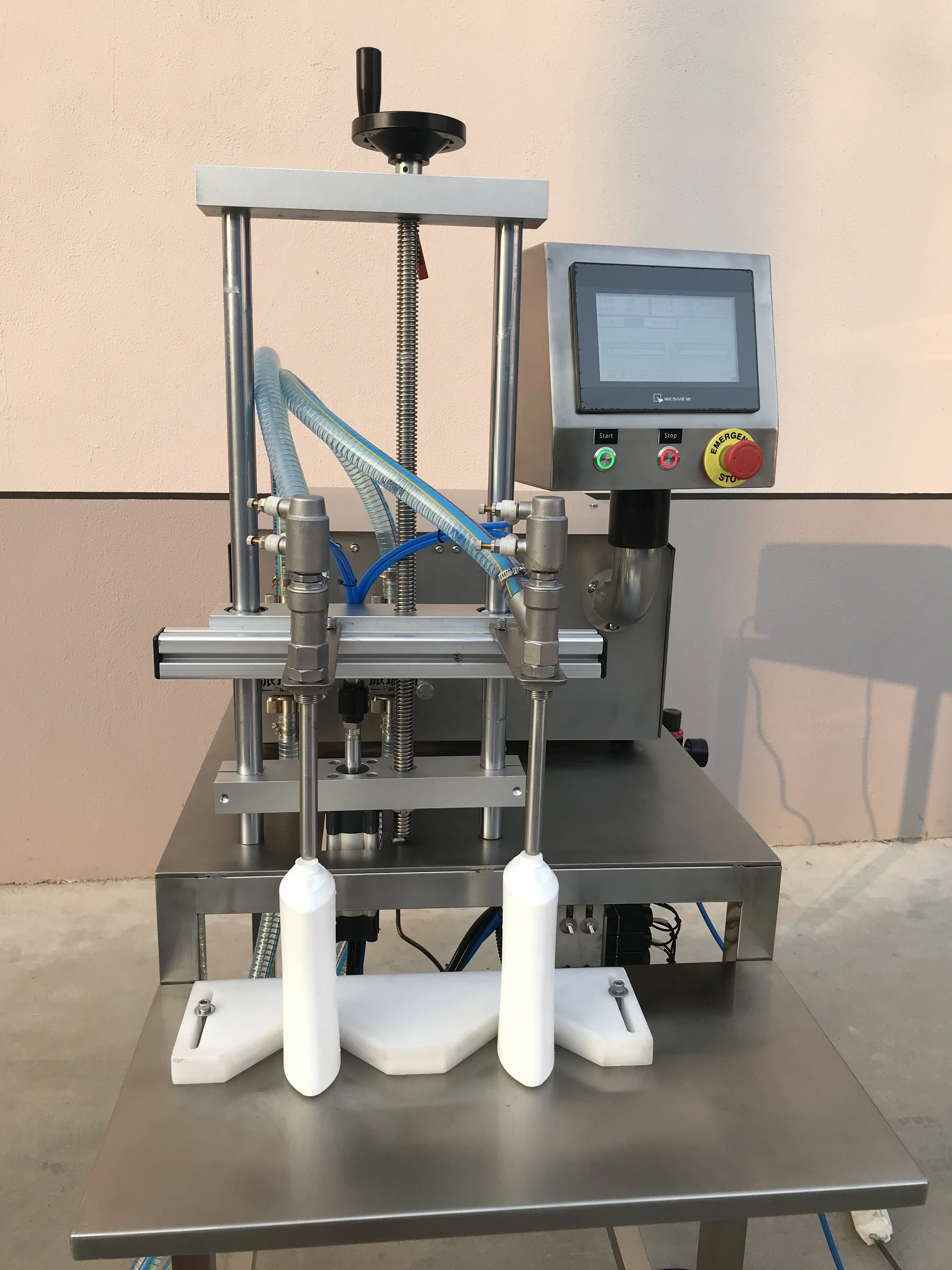 Semi-auto Double Heads 316 S.S.L Gear Pump Filling Machine for 5 ml -5000 ml