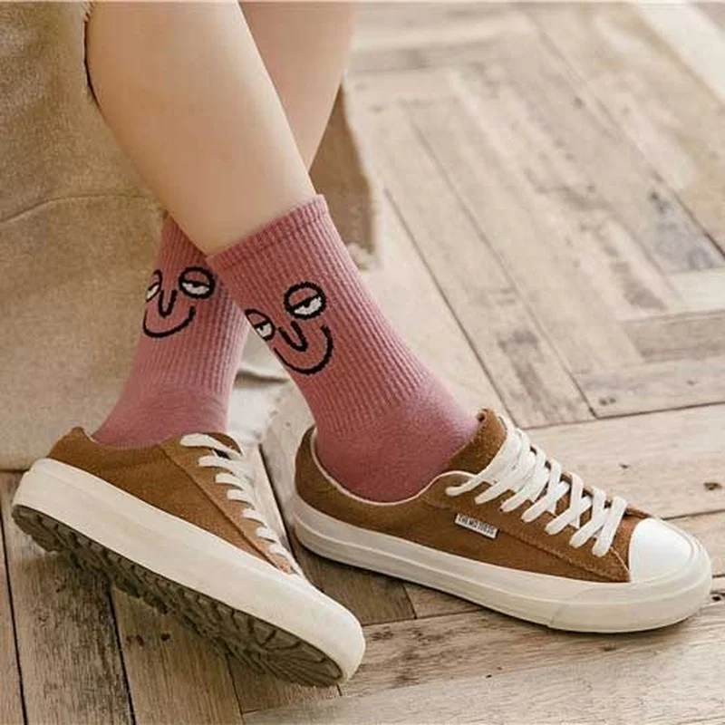 Korea Funky Harajuku Trend Women Colorful Funny Expression Socks Girl Kawaii Socks Unisex Surprise Mid Women Socks