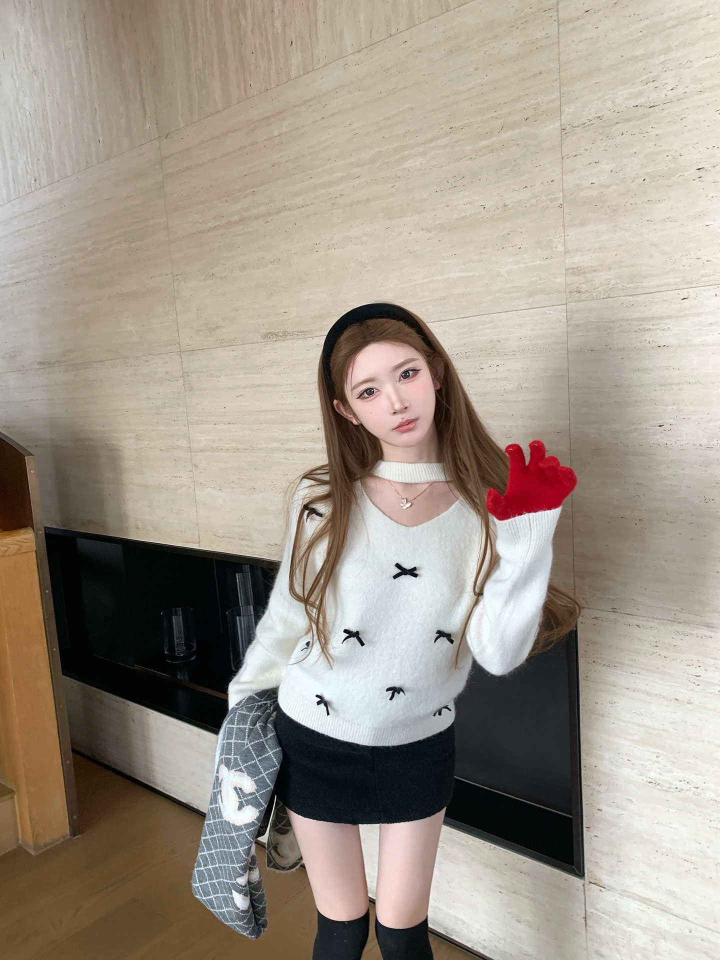 

Свитер Chen Dayu Design с узлами, белый, женский, свободный, вязаный, с вырезом хенли, для зимы, для повседневной носки