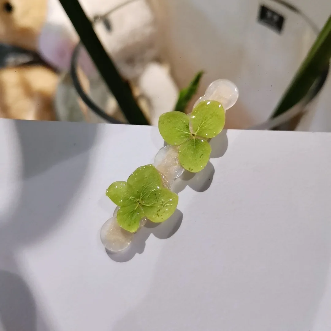 3232 Wholesale Forest Style Green Hydrangea Resin Dried Flower Petal Hair Clip Duckbill Clip Creative Christmas Birthday Gift