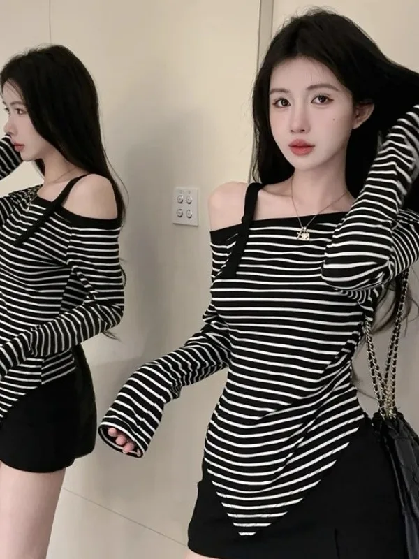 

Женская футболка с длинным рукавом в полоску, с открытыми плечами, в расслабленном стиле, черно-белая, осенняя, сексуальный топ, бренд Nicole Rose, повседневная одежда