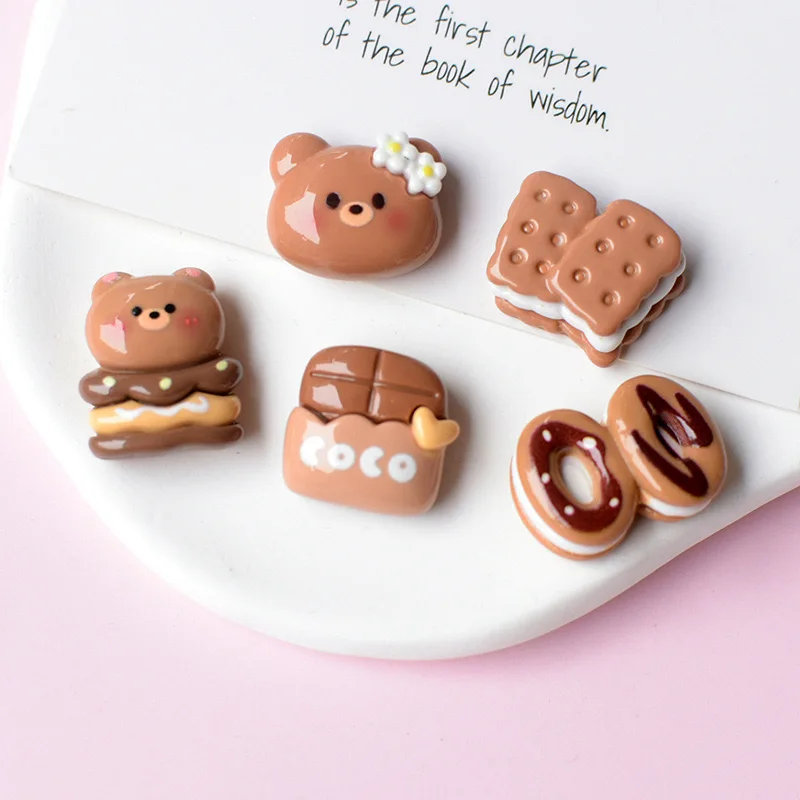 10 Pcs New Cute Cartoon Animals Little Bear Cake, Chocolate Resin Scrapbook Diy Jewelry Children Gift Hairpin Accessories B89