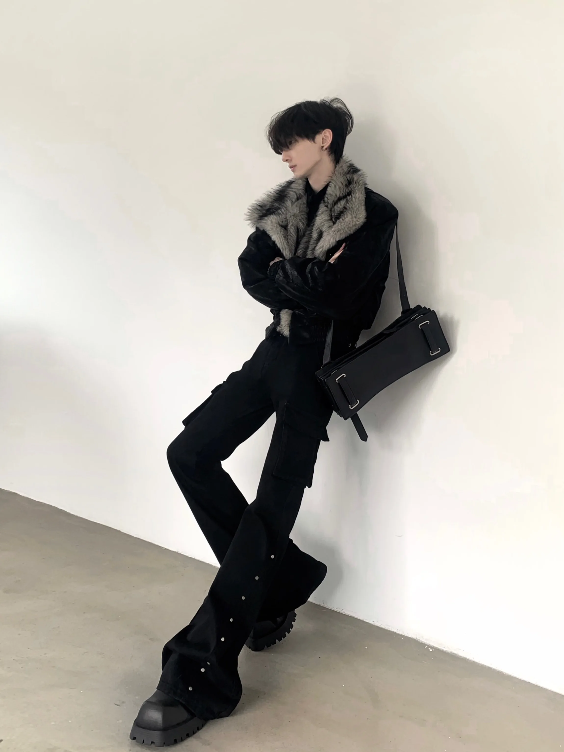 Men's Short Thickened Leather Jacket Autumn Mountain Wind Burst Wolf King Large Fur Collar  Mountain Eagle Coat Casual Wa...