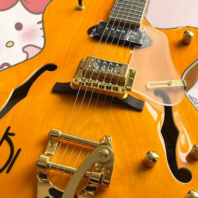 Electric guitar, factory customized, made of maple and peach blossom wood, low price, 355 yuan, in stock, free shipping