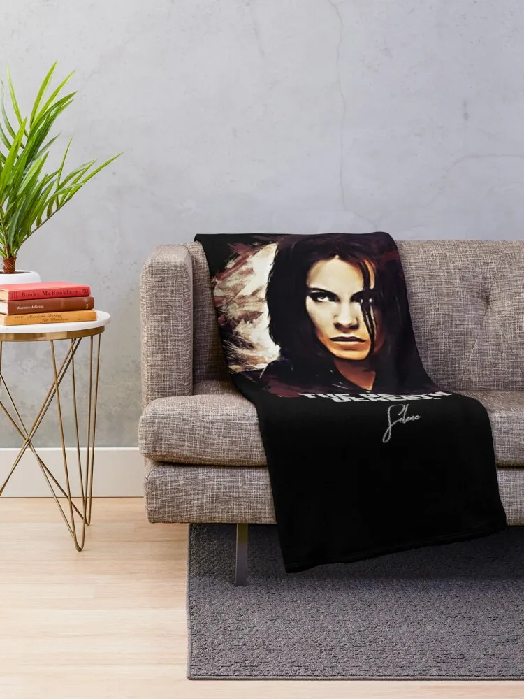 The Death Dealer - SELENE Throw Blanket Beautifuls Decoratives Blankets