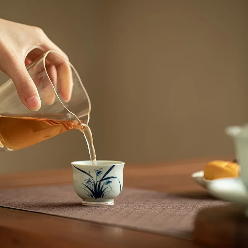 2Pc Jingdezhen Blue and White Hand-painted Underglaze Color Teacup Master Cup Guest Cup Orchid Tea Tasting Cup Kung Fu Teacup