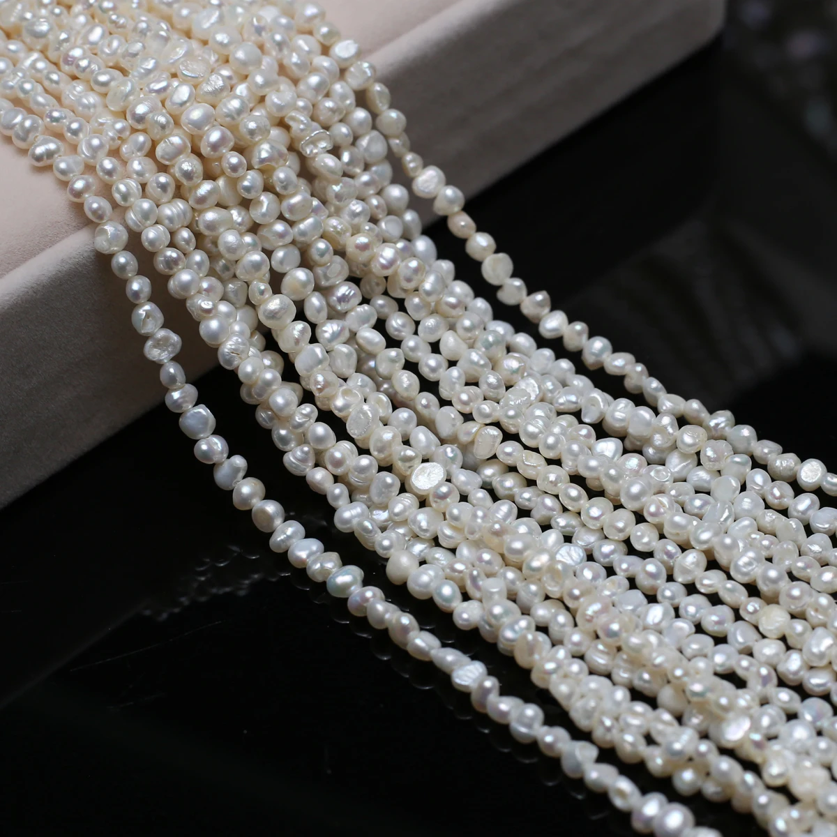 

Natural Freshwater Pearls White Irregular Mother of Pearl Beads 3-4mm Jewelry Making DIY Necklaces Bracelets Accessories Gifts