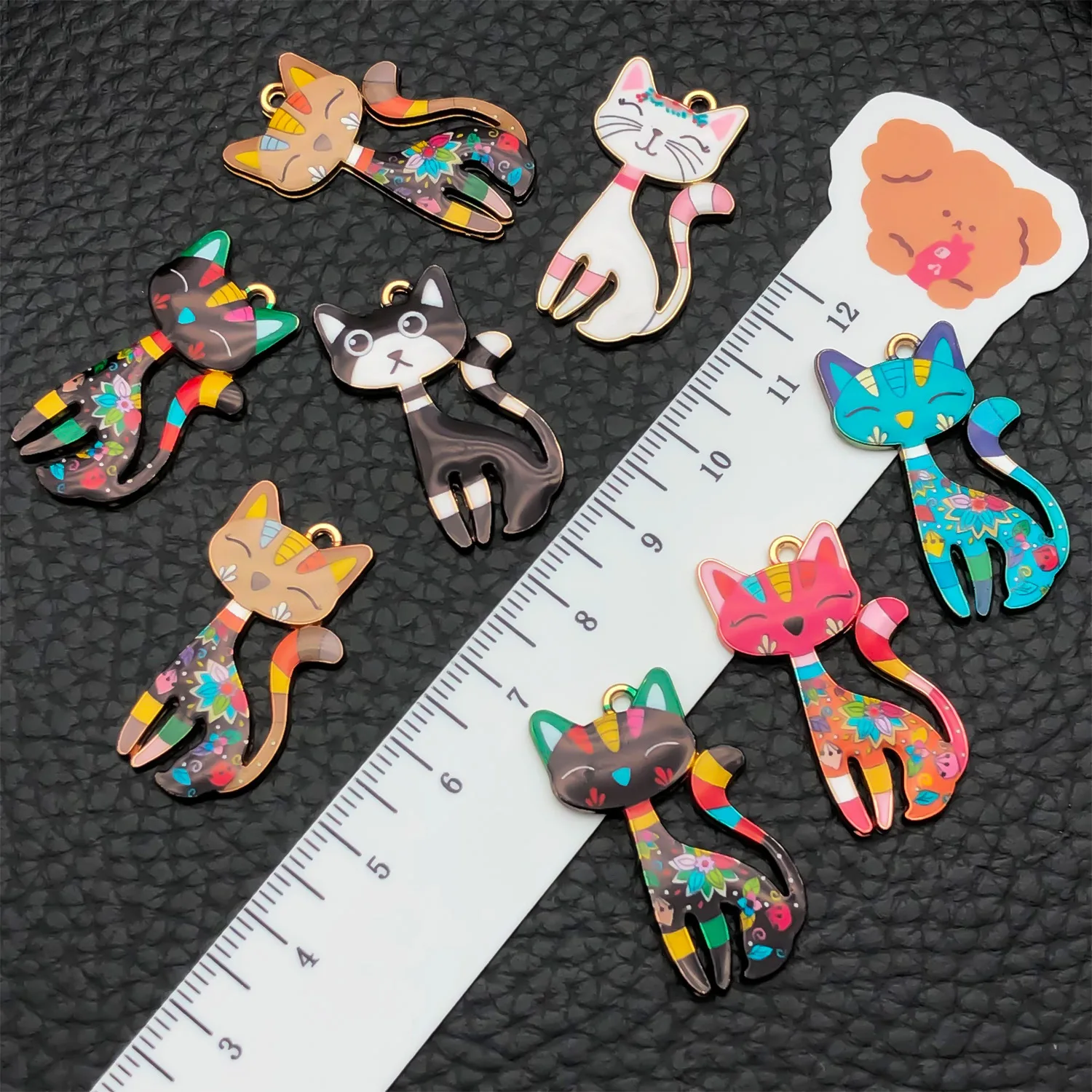 10pcs/lot cute cat pendant alloy enamel animal Charm DIY accessories of necklace bracelet apparel Decoration Jewelry phone