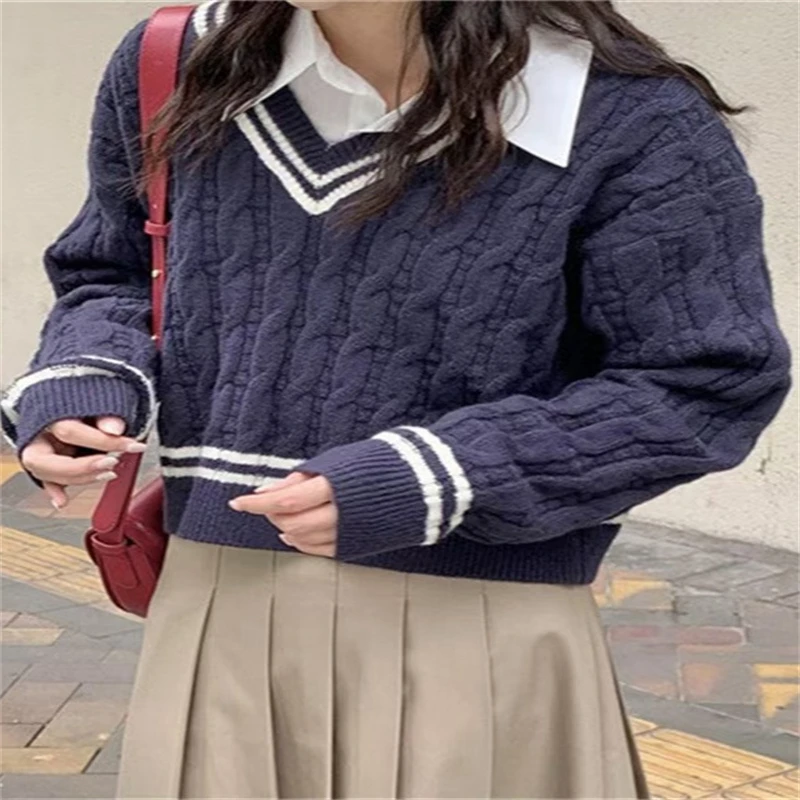College Style Short Fried Dough Twists Contrast Round Neck Sweater Women\'s Autumn and Winter V Loose Knit Long Sleeved Sweater