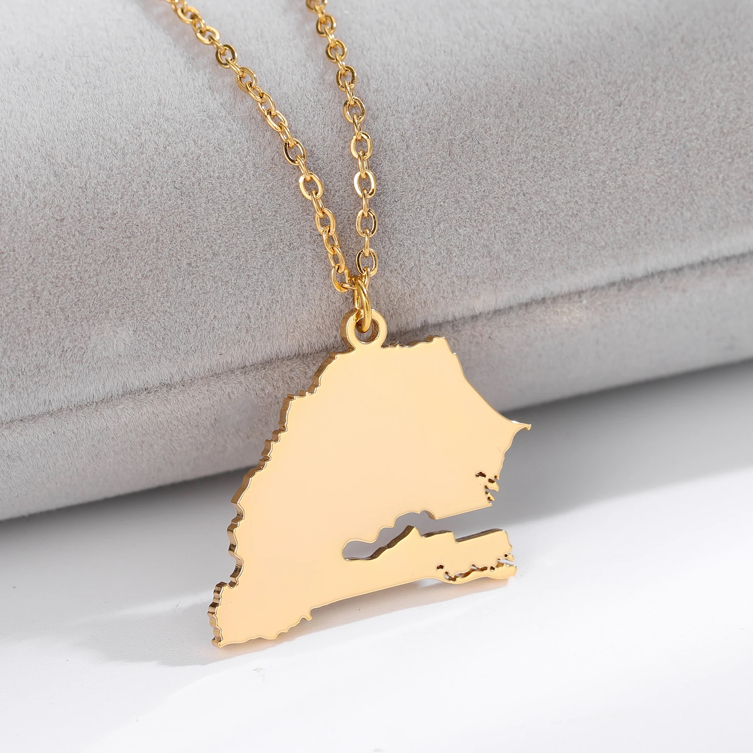 Customize Senegal Map Pendant Necklace 18K Gold Plated Senegalese Map Charm For Her Him Friend Mom Dad Africa Culture Jewelry