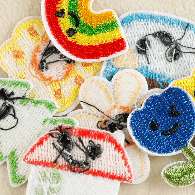 8 Stück Regenbogen-Blumen Niedliche Aufbügelbare Patches für Kleidung, Bestickte Thermoadhäsive Kleine Kinder-Aufnäher, Stoff-Applikation, Aufkleber, DIY – Detail 6