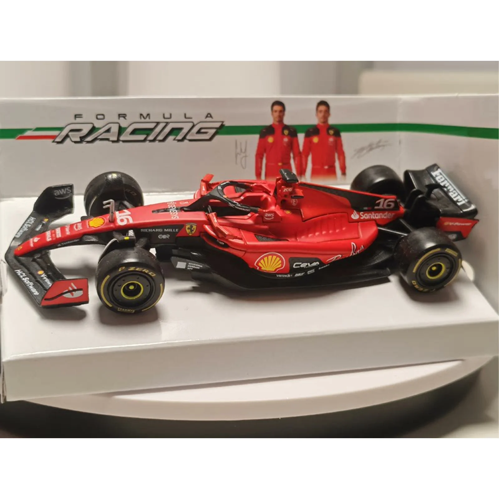 Bburago 1:24 Ferrari SF-23 Charles Leclerc 16# Formula One With Hardcover F1 Alloy Car Collection Toy Gift Christmas Model