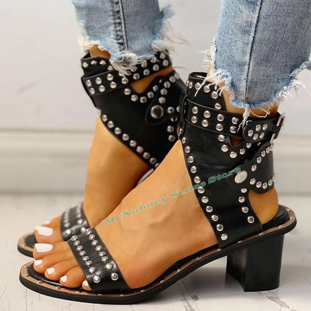 

Rivet Buckles New Style Sandals Open Toe Chunky High Heels Solid Straps Sexy Women Shoes Summer Party Designer Fashion Sandals