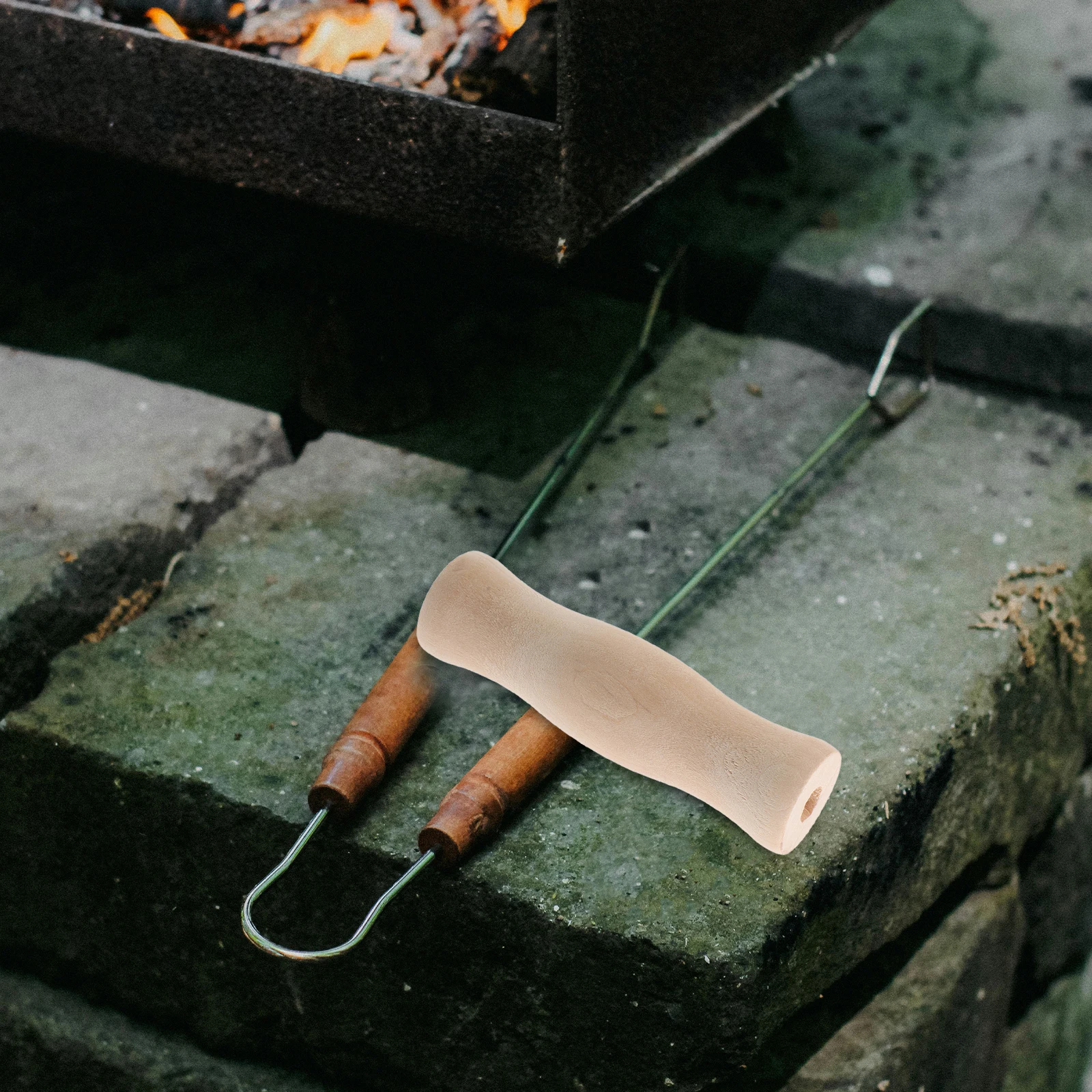 

4pcs Bbq Utensils Wooden Single Hole Design Sturdy Kitchenware For Outdoor Camping Grilling Wood Handle Cookware