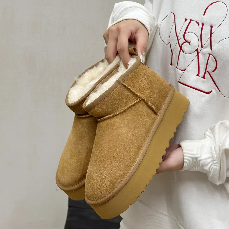 

Новинка 2024, женские зимние ботинки, утолщенная плюшевая обувь, водонепроницаемые, противоскользящие, модные и теплые зимние женские ботинки на толстой подошве