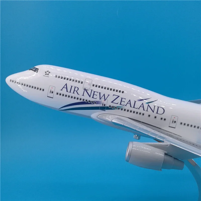 47cm Air New Zealand B747 Resin Material Simulation Aircraft Model Ornaments Gift Souvenir Display for Adult Collection