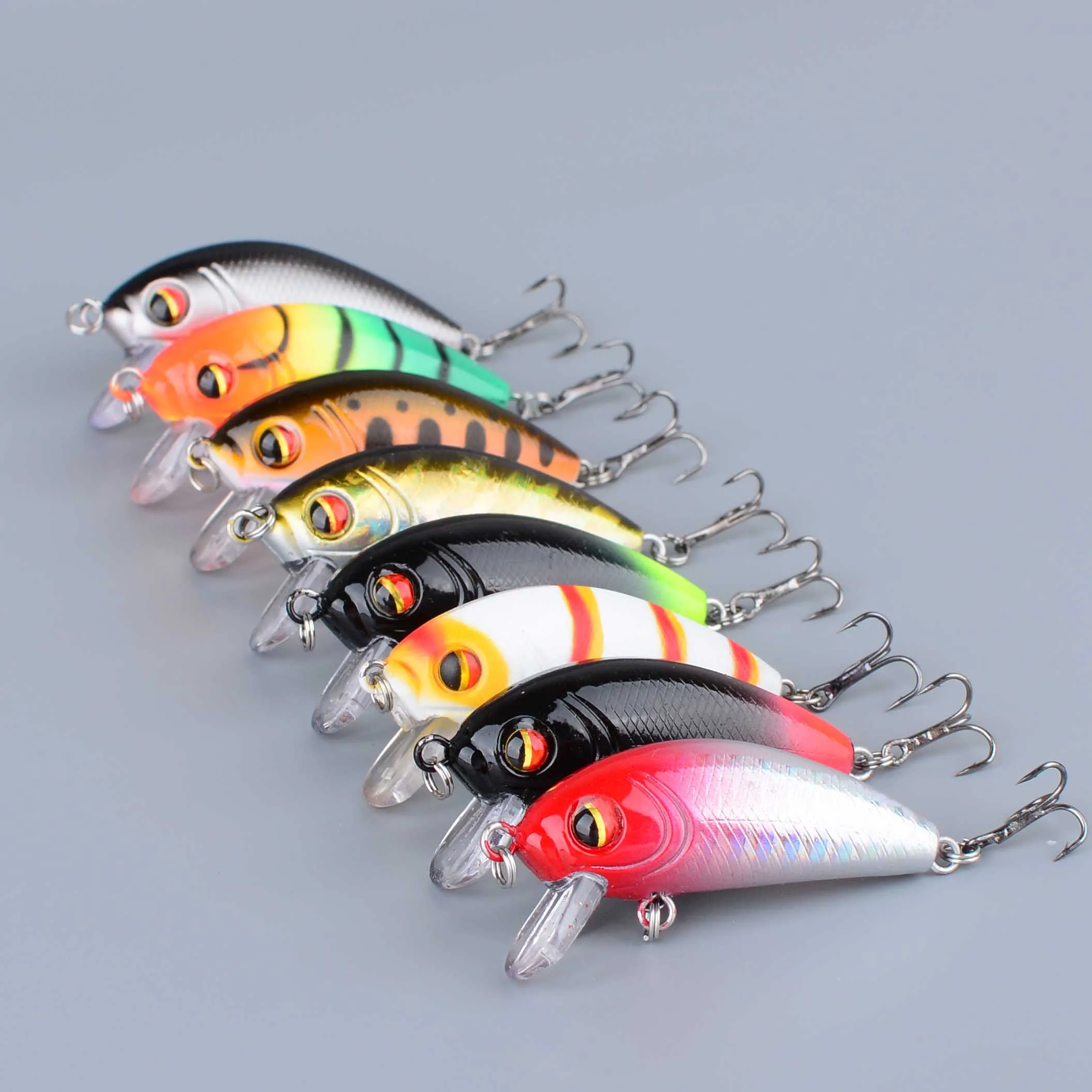 Crankbait hundimiento VIB Minnow con anzuelos triples y ojos 3D