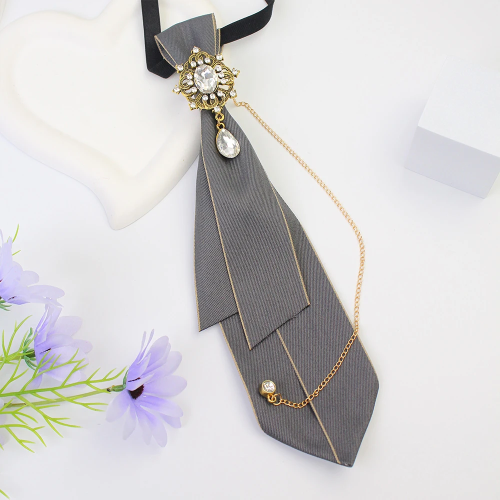 A Pair of Handmade Polyester Webbing with Contrasting Edges and Alloy Dotted Diamonds, Casual Style Women's Fashion Ties, Suitable for Party Outings and Other Clothing Matchinginging - Image 3