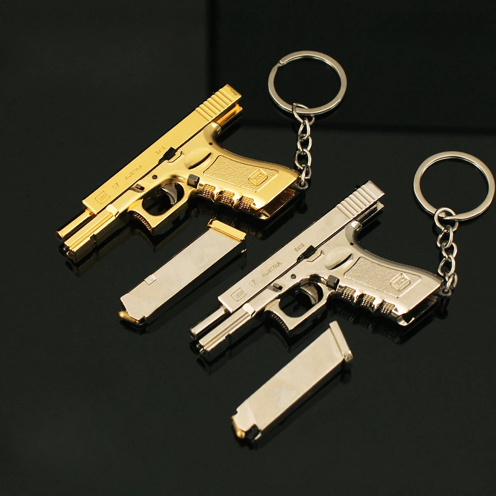 6.5 cm Glock G17 Pistool Wapen Model Sleutelhanger Metalen Spel Hanger Ornamenten Model Kerstcadeaus Kinderspeelgoed Cadeaus voor jongens