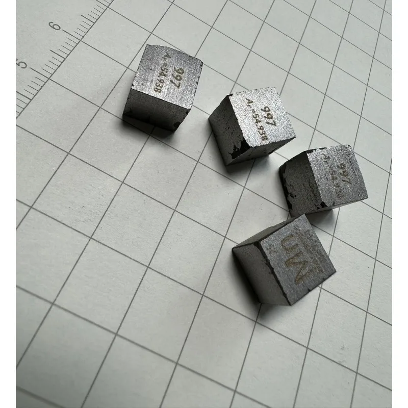 for High Density Manganese Metal Cube B Grade Imperfect Element Collection Sample