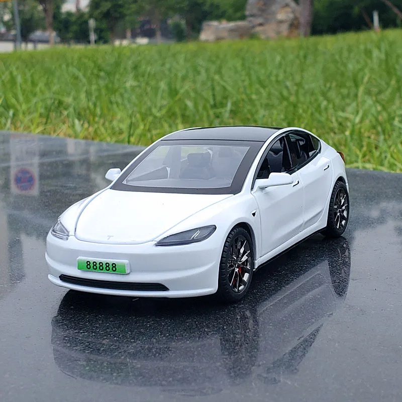 

1:32 TSL Model 3, высокая имитация литья под давлением, модель автомобиля из металлического сплава, звуковой свет, коллекция с откатным механизмом, детские игрушки, подарки