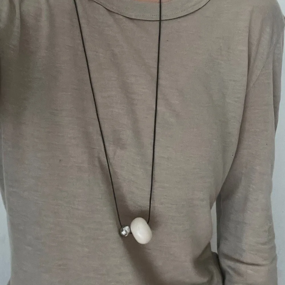 

Minimalist Korean Style Bead Pendant Necklace Aesthetic White Black Cord Necklace Cord Material Vintage Trend Choker Party