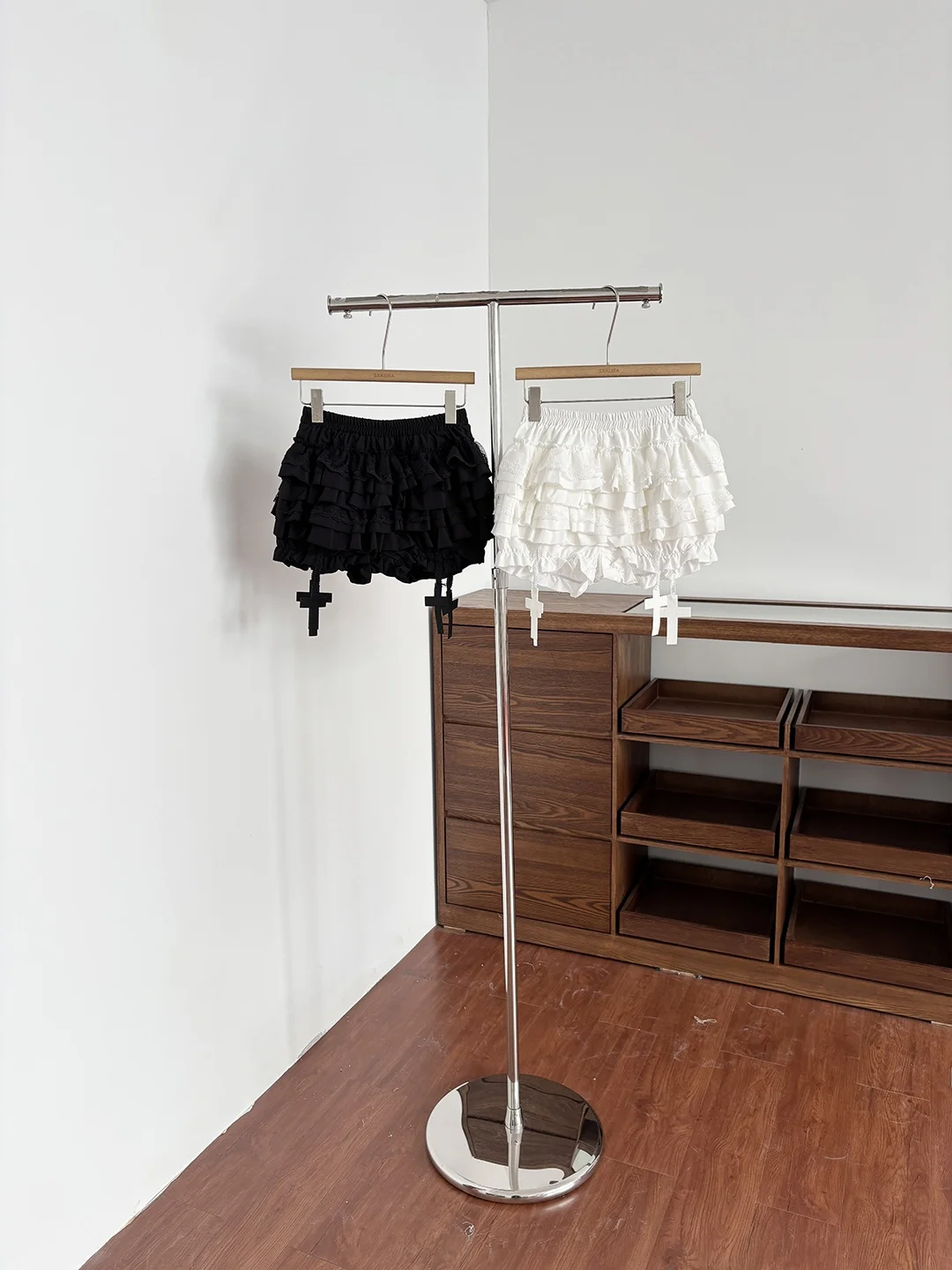 

Summer 2026 High Waist A-Line Skirt White Lace Trim Cake Skirt Women's Slimming Korean Style Baking Powder Skirt
