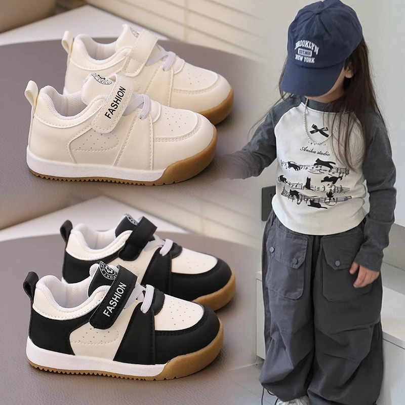 

Children's board shoes autumn men's and women's shoes children's shoes 2025 new leather surface soft soled walking shoes