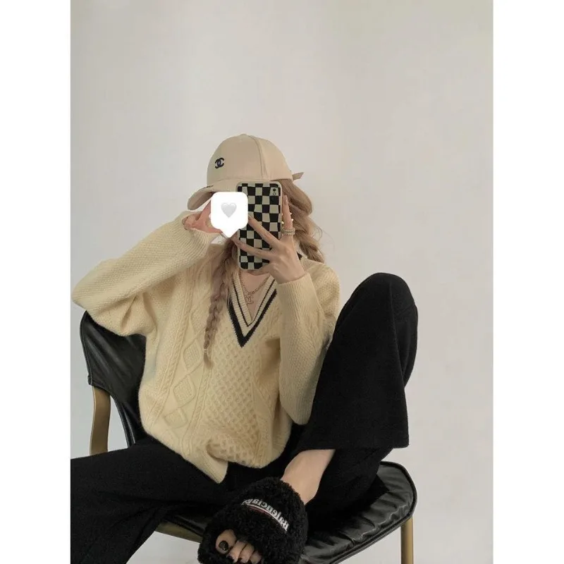 Deeptown Harajuku Preppy Knitwear Sweaters Women Kpop Chic Oversize V-neck Jumpers Korean Old Money Style Jerseys Knitted Tops