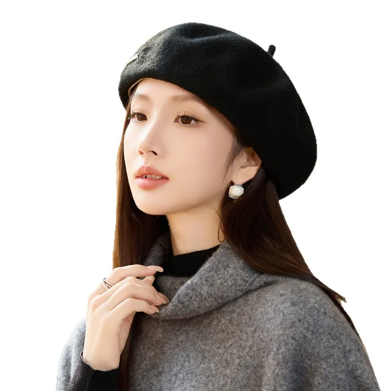 Korean version autumn and winter hat women's high-end temperament versatile big head circumference showing face small warm beret