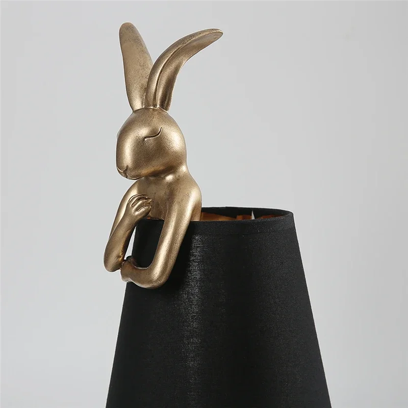 Golden Rabbit Table Lamp Design Resin Rabbit Desk Lamp Living Room Decoration Children's Room Decor Read LED Light Bedside Lamp