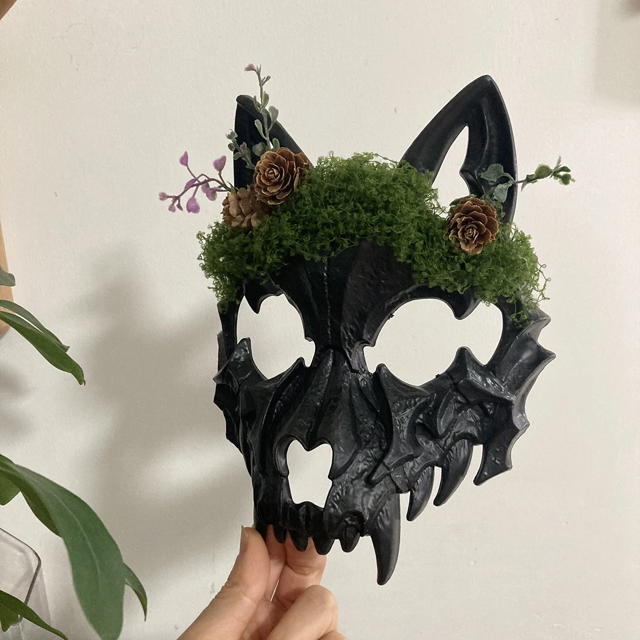 قناع جمجمة الذئب مع الطحلب والفطر الأحمر والفرن + مجموعة مشابك شعر الفطر، كوسبلاي أسود كامل الوجه، قناع الهالوين