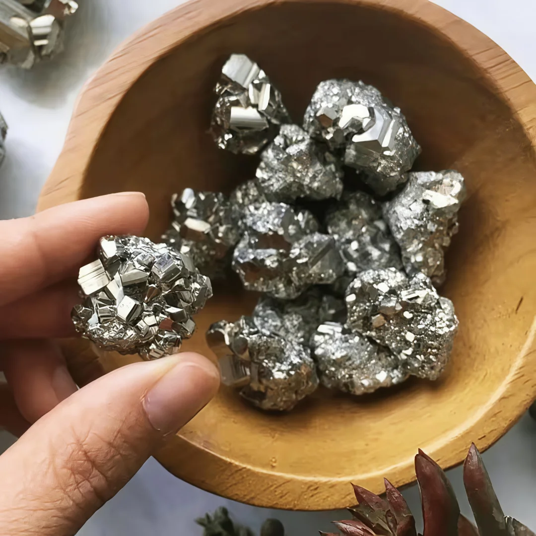 Natural Pyrite Crystal Block – spherical Brassmine Specimen, Home And Garden Decor, Suitable for Aquarium Decoration, Crafts