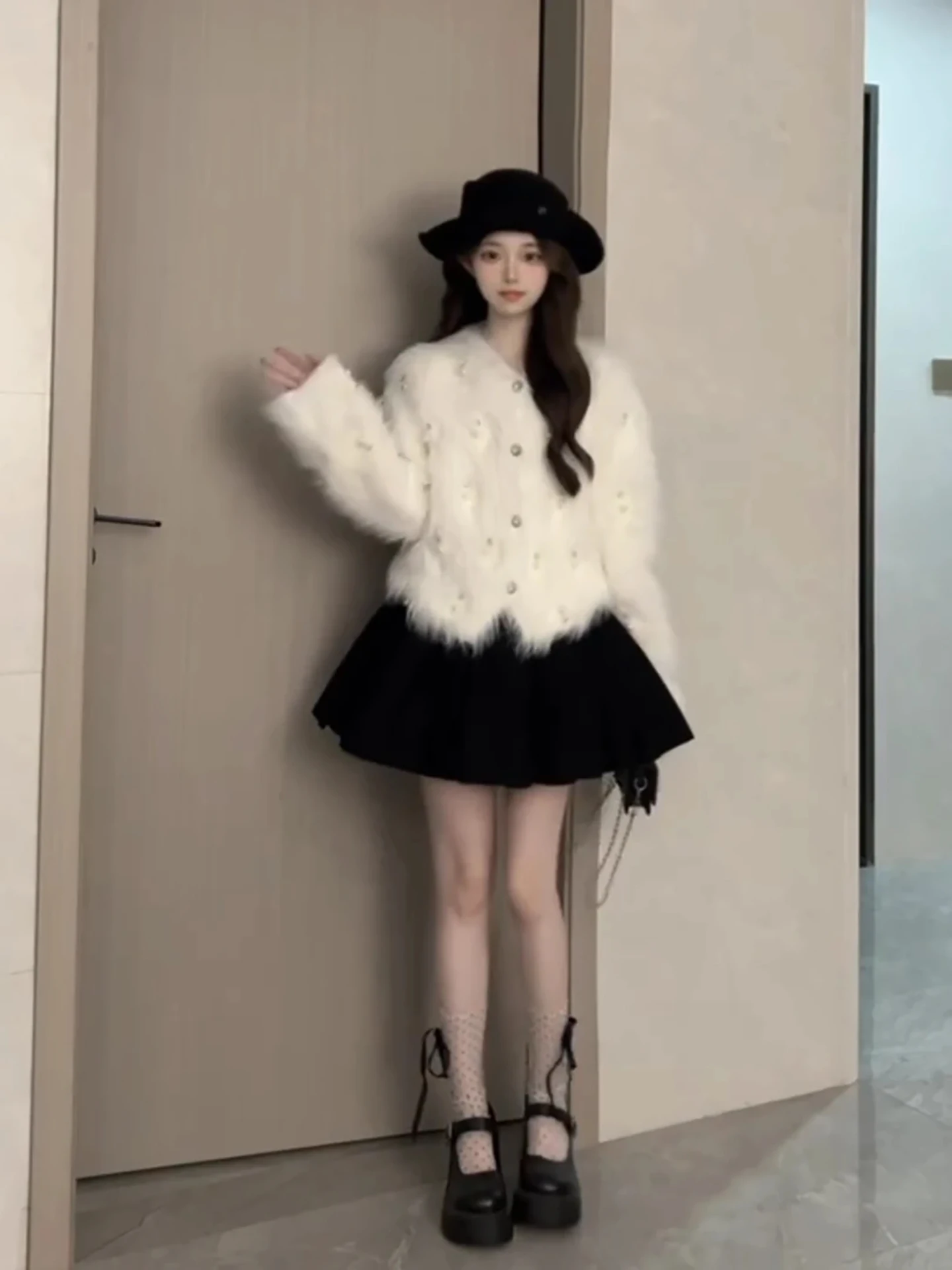 Korean Sle Pearl Button Thiened Knitted Cardigan Outerwear Faux Fur Warm Winter Sweater Women's Loose Fit Soft Knitwear