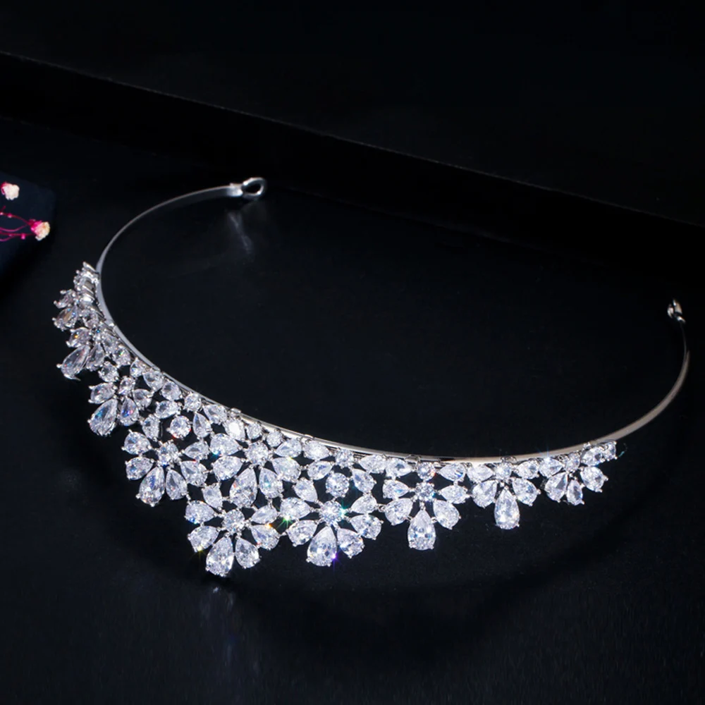 ThreeGraces Shiny Cubic Zirconia Flower Shape Wedding Crown Tiara High Quality Bridal Hair Accessories Headband Jewelry HA038